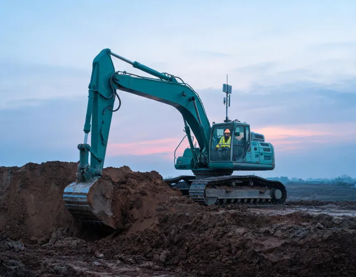 Sunward intelligent crawler excavator on connected jobsite